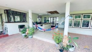 Goed onderhouden villa met tropische tuin - Julianadorp  Prive zwembad