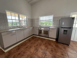 Spacious 3 bedroom house and 2 bedroom apartment for rent  Grote berg