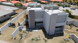 Nieuwbouw villa's gebouwd met lokale milieuvriendelijke produkten  Nieuwbouw