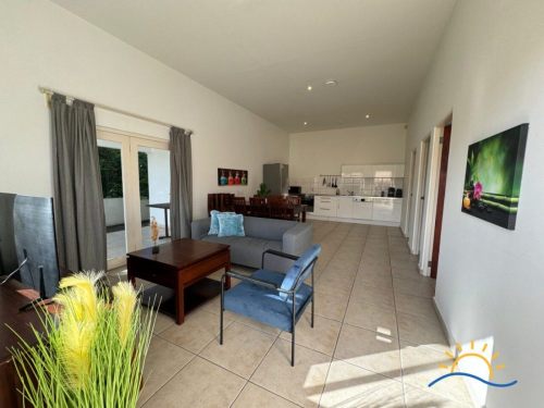Volledig gemeubileerd appartement met gezamenlijk zwembad te huur vlakbij Mambo Beach  Vredenberg
