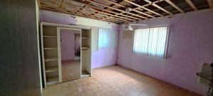 Renovation home with many possibilities  Selinda